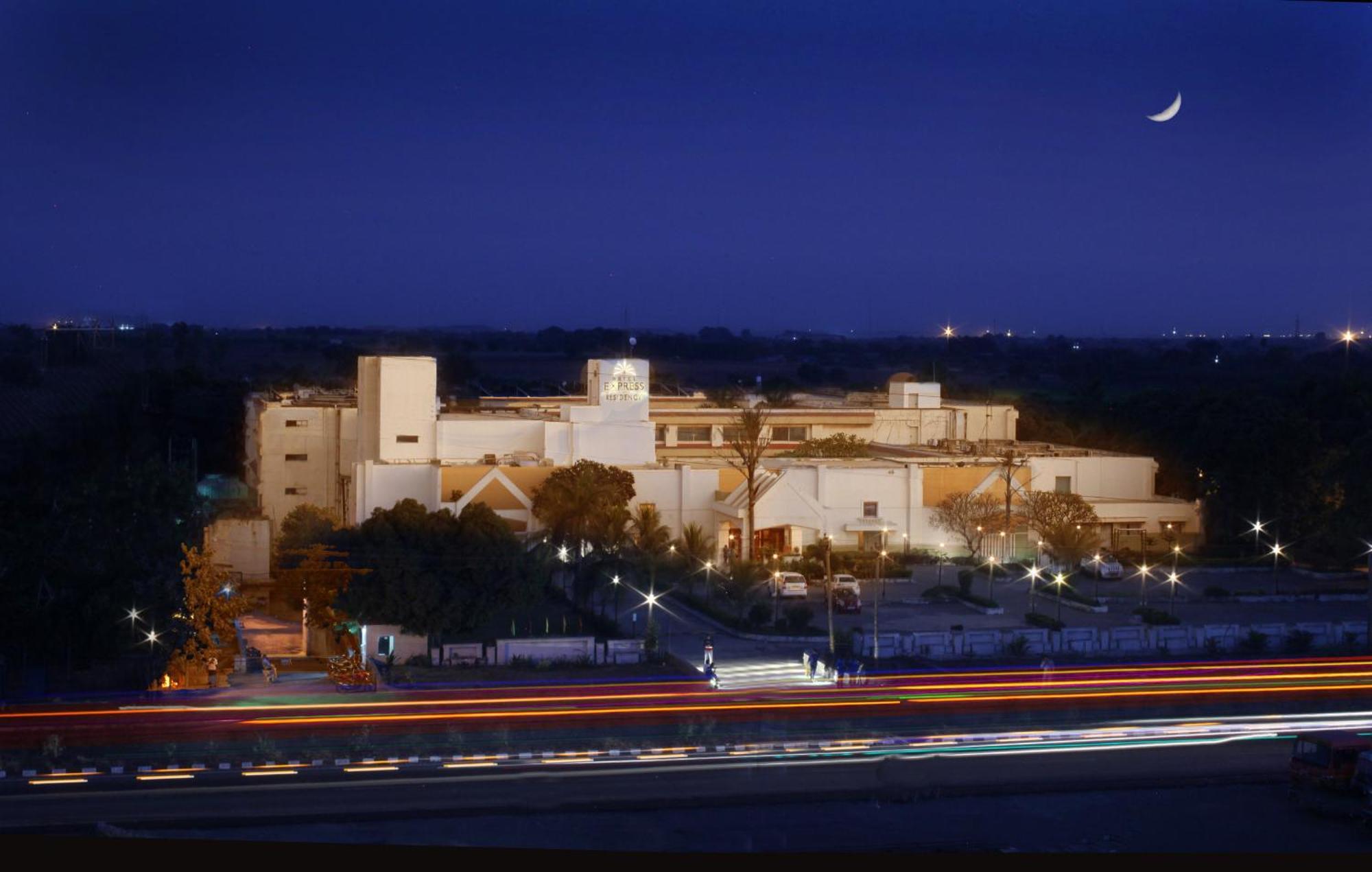 Hotel Express Residency-Jamnagar Luaran gambar